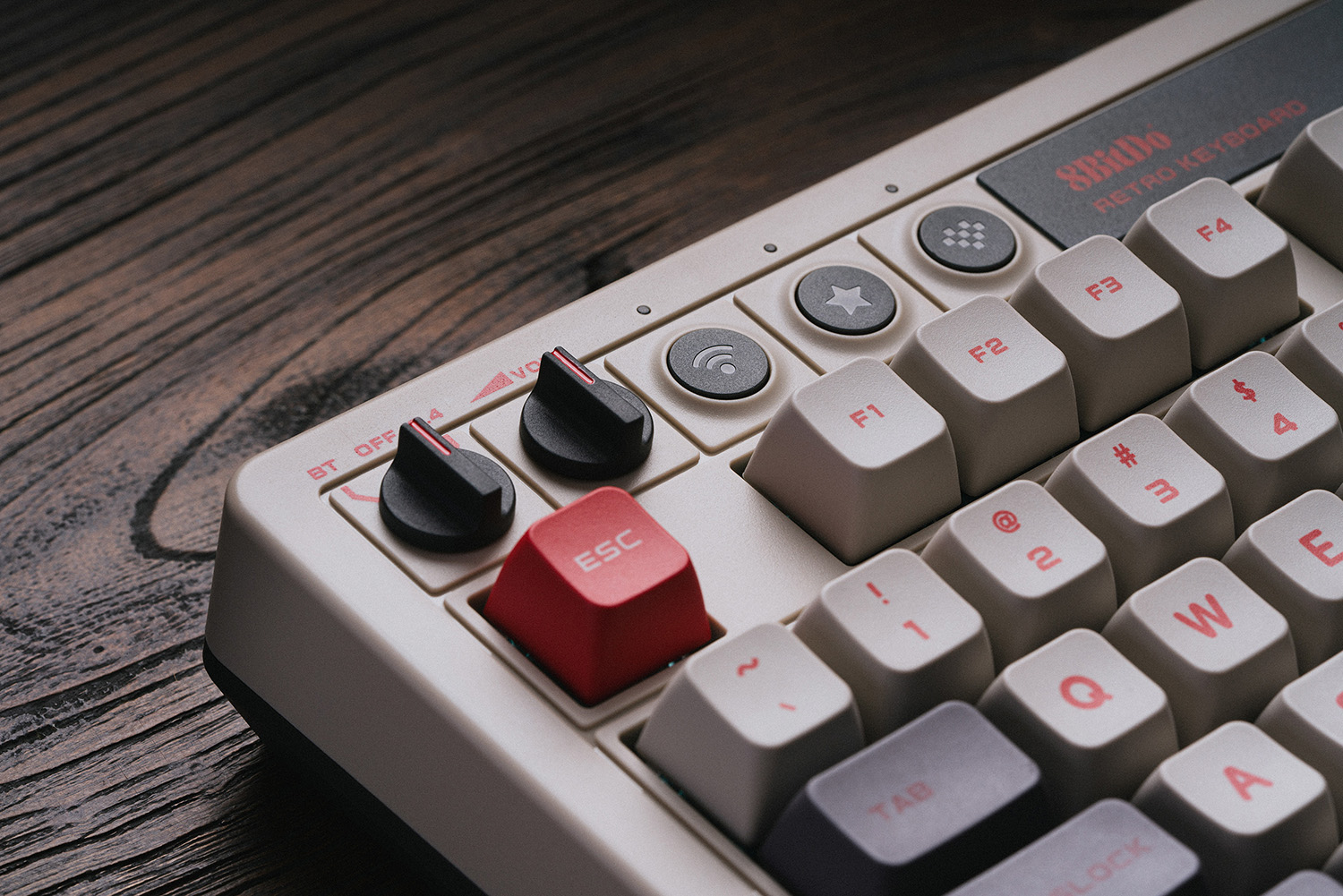 8Bitdo Retro Mechanical Keyboa - огляд і ціна Retro Gaming Com